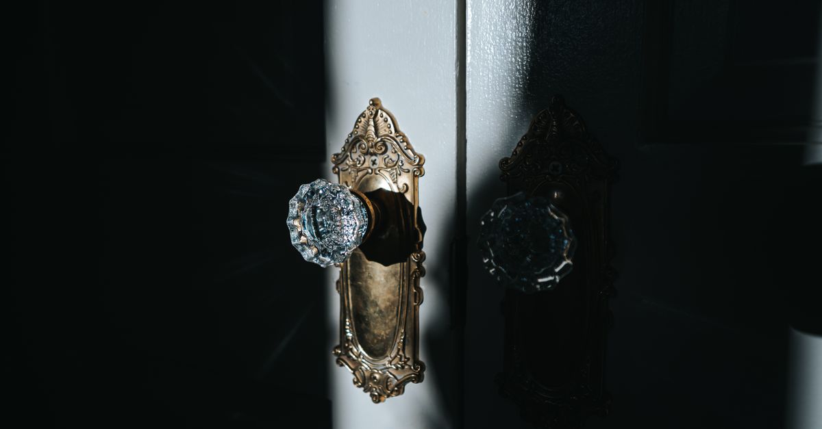 Door Knob & Deadbolt Installation — Middletown Pro Locksmith